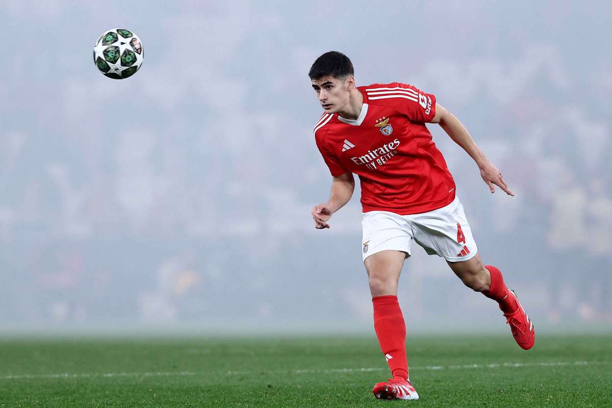 伯恩茅斯官宣签下葡萄牙中卫安东尼奥·席尔瓦,转会费约2600万英镑
