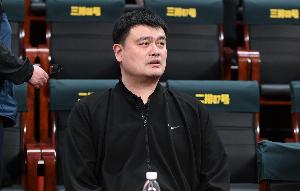 一度登顶热搜!“姚明开始领养老金了”词条暂列第四