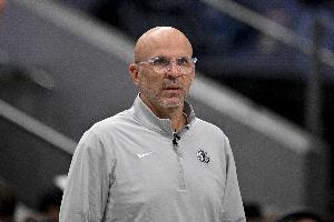 篮坛曼抬？尼记：尼克斯选帅成了教练的致富经 他们纷纷续下长约