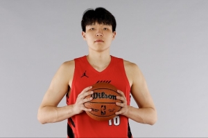 媒体人:瀚森首秀本就不应被过高期待 他已打出预期中的基本表现
