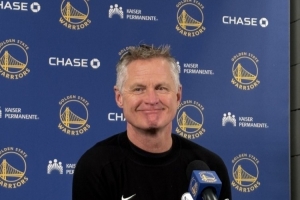 科尔:斯普利特能来NBA是有原因的 他非常有天赋 是优秀教练