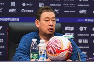 申花赛前新闻发布会:集中精力打好最后三场,不能再有丢分的情况