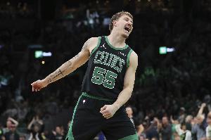 Scotto：凯尔特人将执行谢尔曼价值下赛季274万美元的球队选项