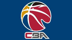 媒体人:CBA最早上下半场各20分钟 近些年几乎两年小改四年大改