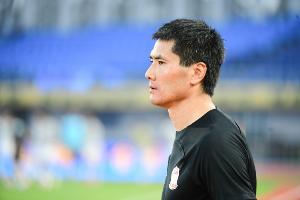 记者：从工作角度而言，毛雷尔、杨智应该随邵佳一去国家队
