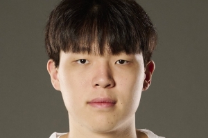 队记:杨瀚森在发展联盟要多得分多抢板多盖帽 这样才能适应NBA