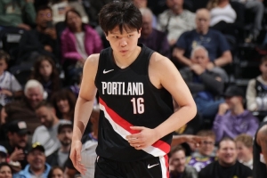 2分2板1助!韩乔生:杨瀚森上半场还行 下半场拉了 还得多练啊