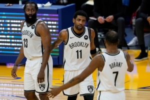 杨毅：篮网是NBA历史最短命&结局最悲惨的球星抱团 他们没主心骨