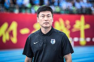 半岛晨报:中超表现李国旭甚至比邵佳一更胜,但缺乏国字号经历
