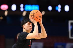 离比赛还不到1小时!媒体人:韩国男篮遇到堵车 还没到达比赛场馆