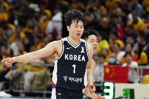 中国媒体称‘中国队打韩国只需关注赢多少分’ 李贤重转发:❓