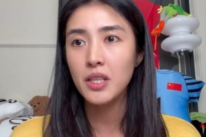 赵丽娜声援女足:很多人破防为什么输8球,但比赛本来就有输有赢