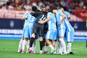 豫媒谈河南队:冠军虽未加冕,但31年坚守配得上所有掌声与尊重
