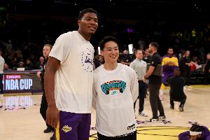 媒体人:日本篮协主席与八村塁&河村勇辉会面 八村回国家队现转机