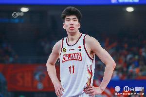 解说:没有余嘉豪后浙江攻防两端都受影响 这赛季宁波气质不同了