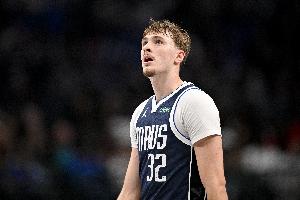 这就是状元成色！弗拉格上半场9中7爆砍24分4板4助1断 罚球11中9