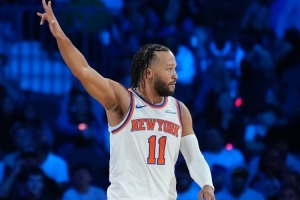 布伦森:NBA杯夺冠是我们既定目标中的一项 这是至关重要的垫脚石