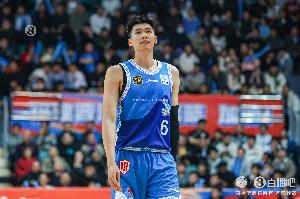 手感不佳！邹阳11中3&三分8中1仅拿9分7板2助1断