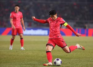 奥运男足缩至12队!韩媒:亚足联仅2名额,韩国或连续2届无缘奥运