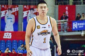 辽媒:开局3胜1负 “星光暗淡”的辽篮为何依然如此“耀眼”?
