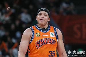 正负值+22！洛夫顿9中5拿到13分6助 罚球2中2