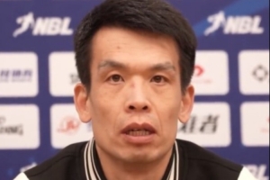解立彬：我们最大的敌人就是自己 球队仍然在调整当中