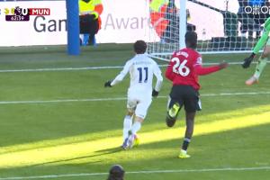 曼联客场0-1落后利兹联！