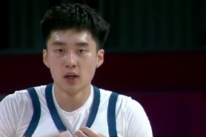 媒体人:段睿骐关键时刻不怯场 处理关键球沉稳大气 是个可造之才