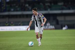 佐夫:尤文能进入争冠行列 伊尔迪兹的灵感、人品都是稀缺的