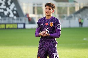 媒体人：申花再次报价李昊，但李昊身价比之前高大概率留西海岸