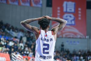 布莱克尼同伙曾发短信：世上只有死亡&税收&中国篮球是100%确定的