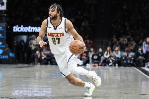 疯狂砍分！穆雷半场14投9中&三分6中3 砍下23分1板2助1断
