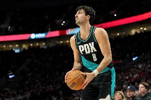 复出率队取胜！阿夫迪亚18中10得30分8板8助1盖帽