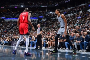 NBA彩经:快船客胜公牛 火箭力拔马刺 猛龙拿下勇士 湖人力克掘金