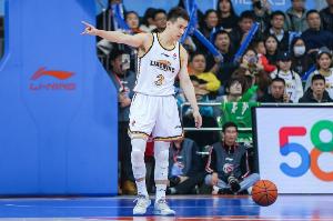 全能表现难救主！赵继伟14中5拿到15分6板7助1断