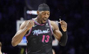 阿德巴约将走出低迷归功于阿贾：我很多经历能与她共鸣 这是福气