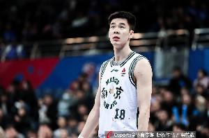 郭昊文球迷投票排名第4&媒体代表投票第3 力压徐昕进入全明星首发