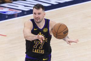 MVP数据！东契奇过去四场场均37.3分9.8篮板10助攻 命中率52.3%