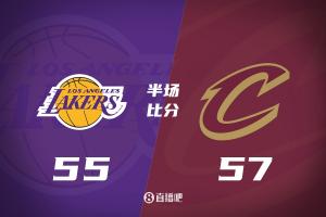 ?东詹合计21分 骑士三人上双半场反超湖人2分！