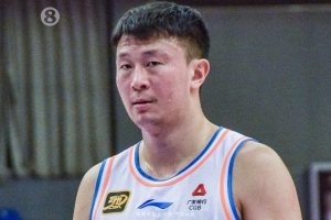媒体人:同曦与四川有事赛后交流 没必要公开冲突 真是一球抵万金
