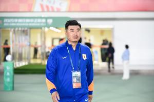 鲁媒:泰山今日开启第二阶段冬训,新外援中卫有望在广州到位