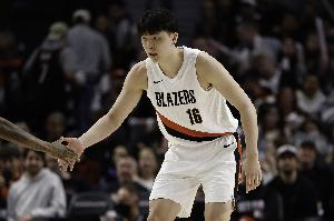 拓记:杨瀚森被上了一课 NBA很残酷更多的时候是不进则退