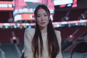 美女记者:好久没在全明星赛看到中国面孔了 希望杨瀚森乐在其中