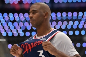 美记:保罗最差也是历史前3控卫 本该是08年MVP 球衣应被多队退役