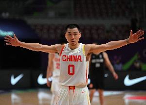媒体人:别盯着高诗岩胡明轩喷 李弘权等人入选让锋线选择变多了