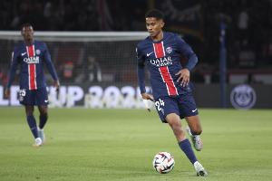 RMC:巴黎想和马尤卢续约至2030年,球员最看重的是出场时间