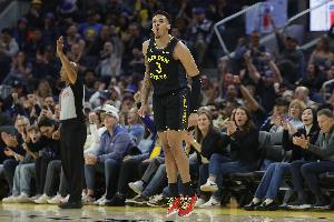 56号秀！理查德15中9砍21分5板6助3断 得分全队最高&生涯第二高
