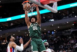 高效两双！希姆斯6中5拿下11分11板2助 末节连续扣篮追平比分