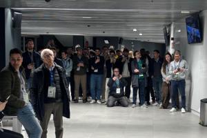 扑了个空!马卡:30多名记者在皇马包厢外蹲守穆帅,但他根本没去