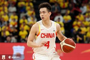 解说谈中国男篮险胜：“100分！赢了就是100分！惊心动魄也行了